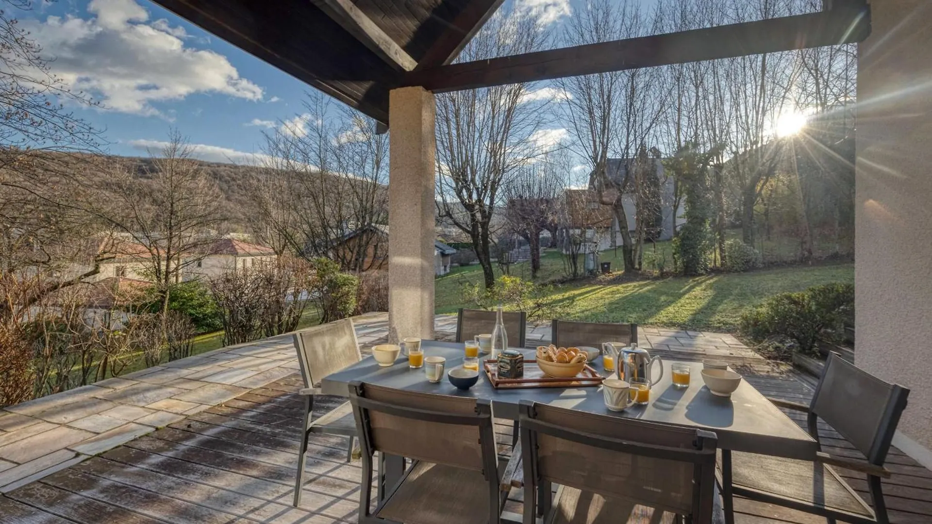 #Hp La Maison Des Lilas Large Family House Sleeps 12 Garden Seyssins