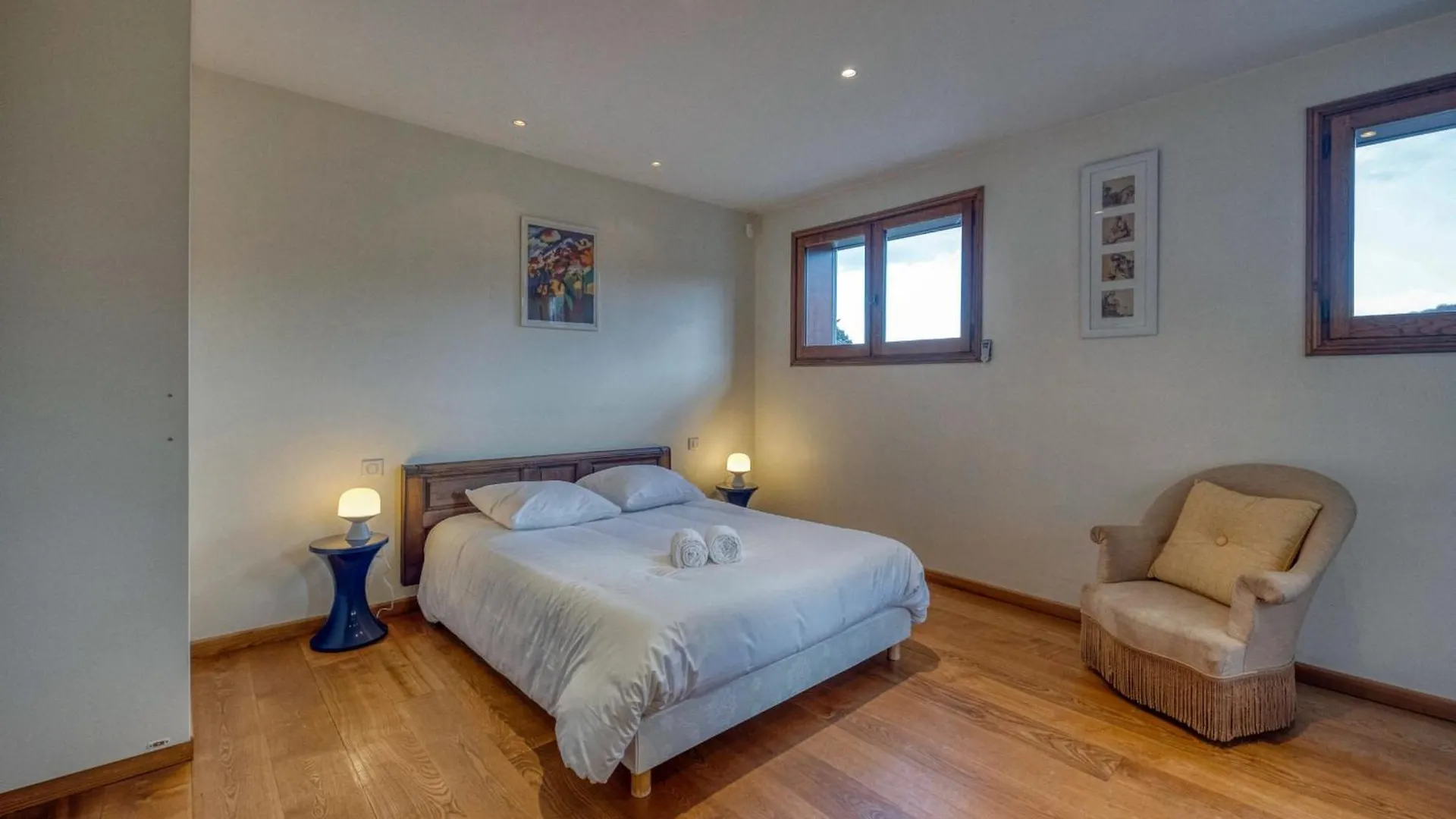#Hp La Maison Des Lilas Large Family House Sleeps 12 Garden Seyssins 0*,